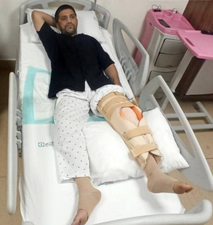 عکس‌| جدیدترین تصویر از علیرضا دبیر در بیمارستان