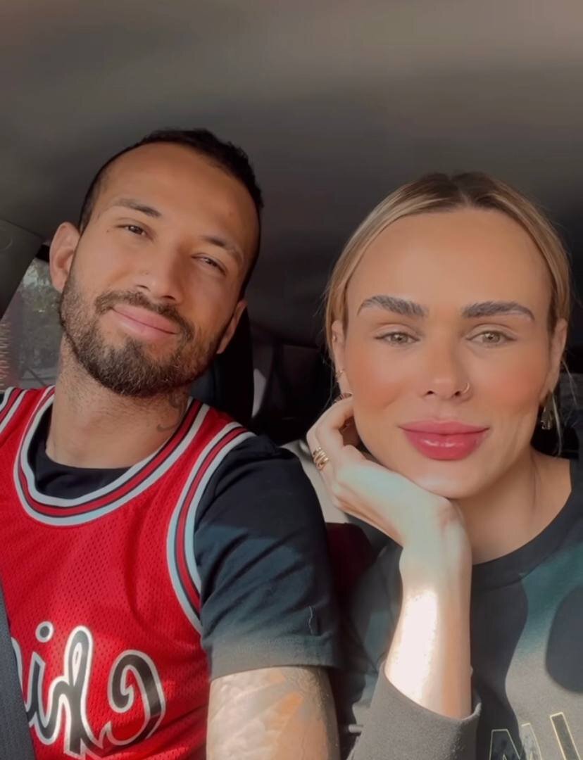 عکس‌| سلفی مرد ۶۰ میلیاردی پرسپولیس با همسرش