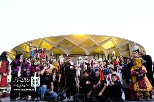 میزبانی ۸ نمایش صحنه‌ای و محیطی از مخاطبان