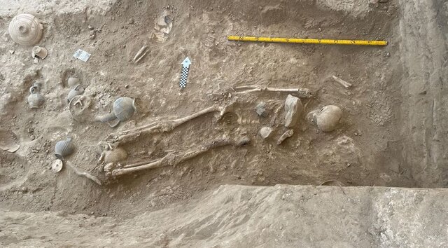 کشف مقبره‌هایی مملو از طلا