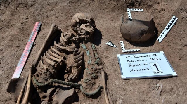 کشف گور سالم سه‌هزارساله + عکس