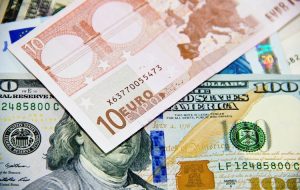 یورو اکنون به تست 1.1100 اشاره می کند