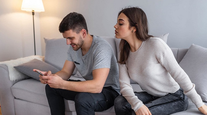 سابقه خیانت در رابطه