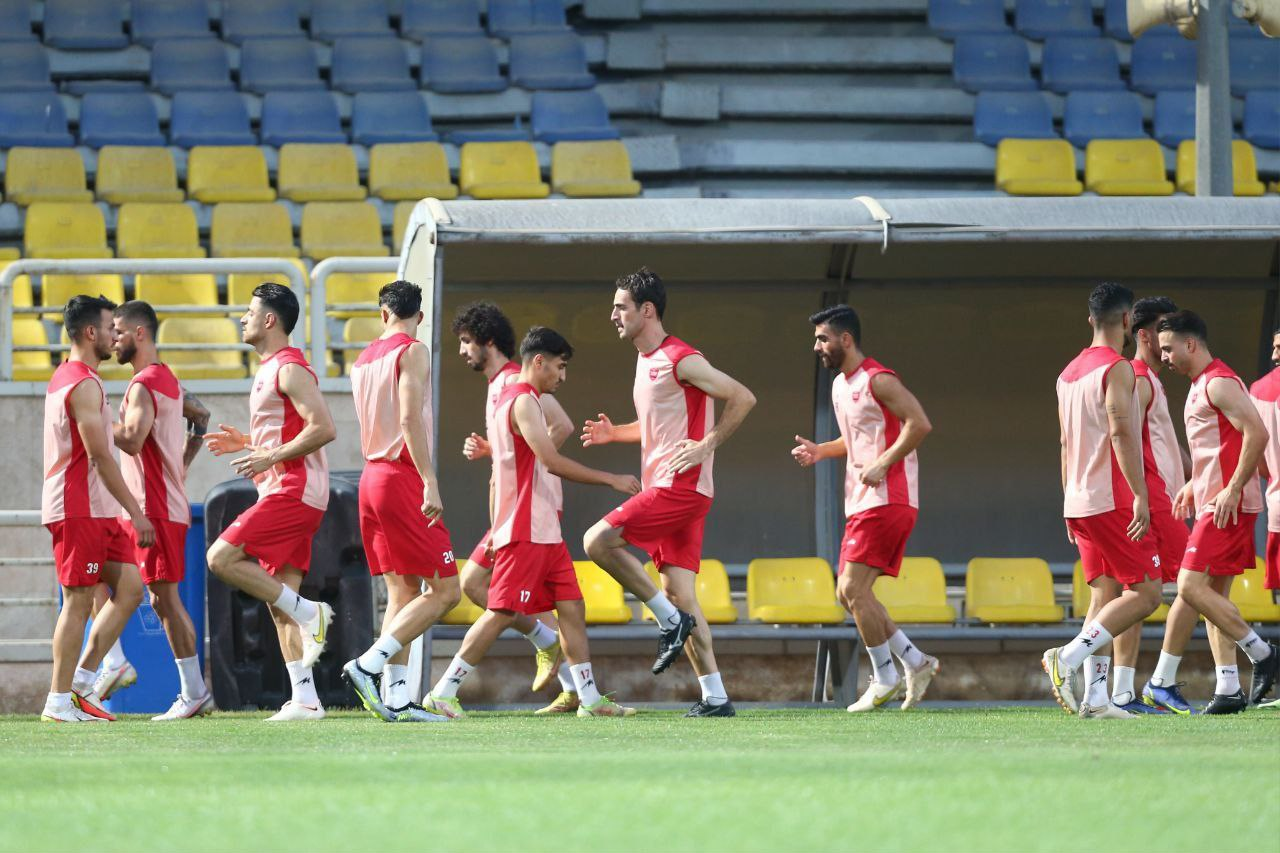 کری‌خوانی جالب گل‌محمدی با پرسپولیسی‌ها