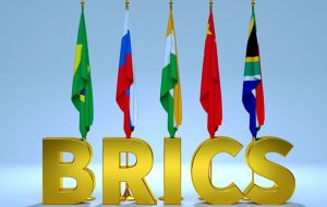 بریکس در فکر غلبه بر سلطه دلار آمریکا