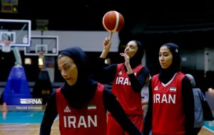 چگونه بانوان بسکتبالیست، بازیچه شدند؟