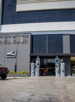 اولین نمایندگی کرمان موتور با استانداردهای جدید افتتاح شد اولین نمایندگی کرمان موتور با استانداردهای جدید افتتاح شد