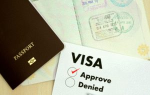 چرا برای سفر به کشور خارجی باید ویزا گرفت؟