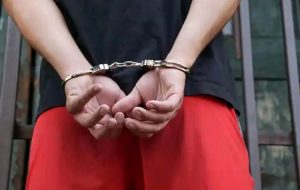 برگزاری مراسم شیطان پرستی در کرج؛ ۱۱ نفر بازداشت شدند برگزاری مراسم شیطان پرستی در کرج؛ ۱۱ نفر بازداشت شدند