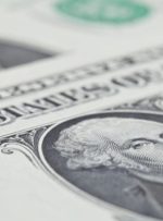 Dollar retreats slightly, Powell’s Jackson Hole speech seen key By Investing.com