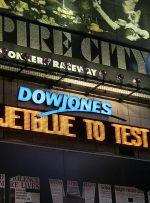 Dow Jones falls on US credit downgrade, ADP employment beat, still outperforms other major indices