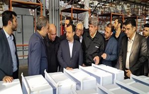 بازدید وزیر اقتصاد از واحد‌های تولیدی و صنعتی اسلامشهر
