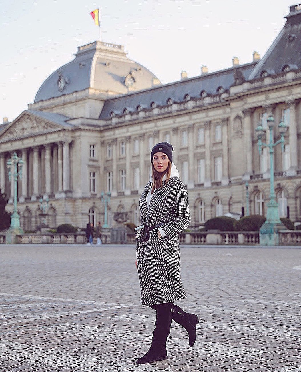 بیوگرافی فرنوش شیخی، والیبالیست ملی پوش کشورمان