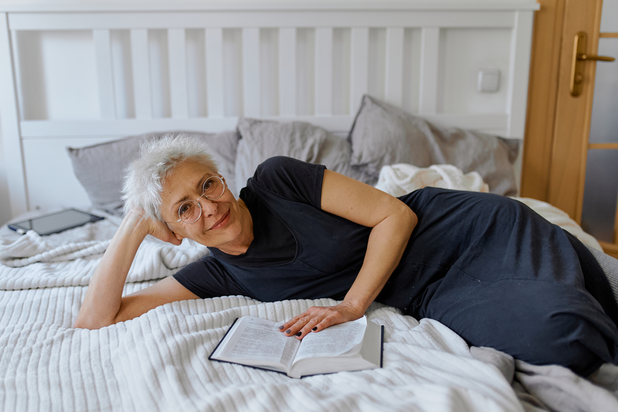 ۵ عادت شبانه افرادی که بیشترین طول عمر را در جهان دارند! عادات شبانه افراد با بیشترین طول عمر