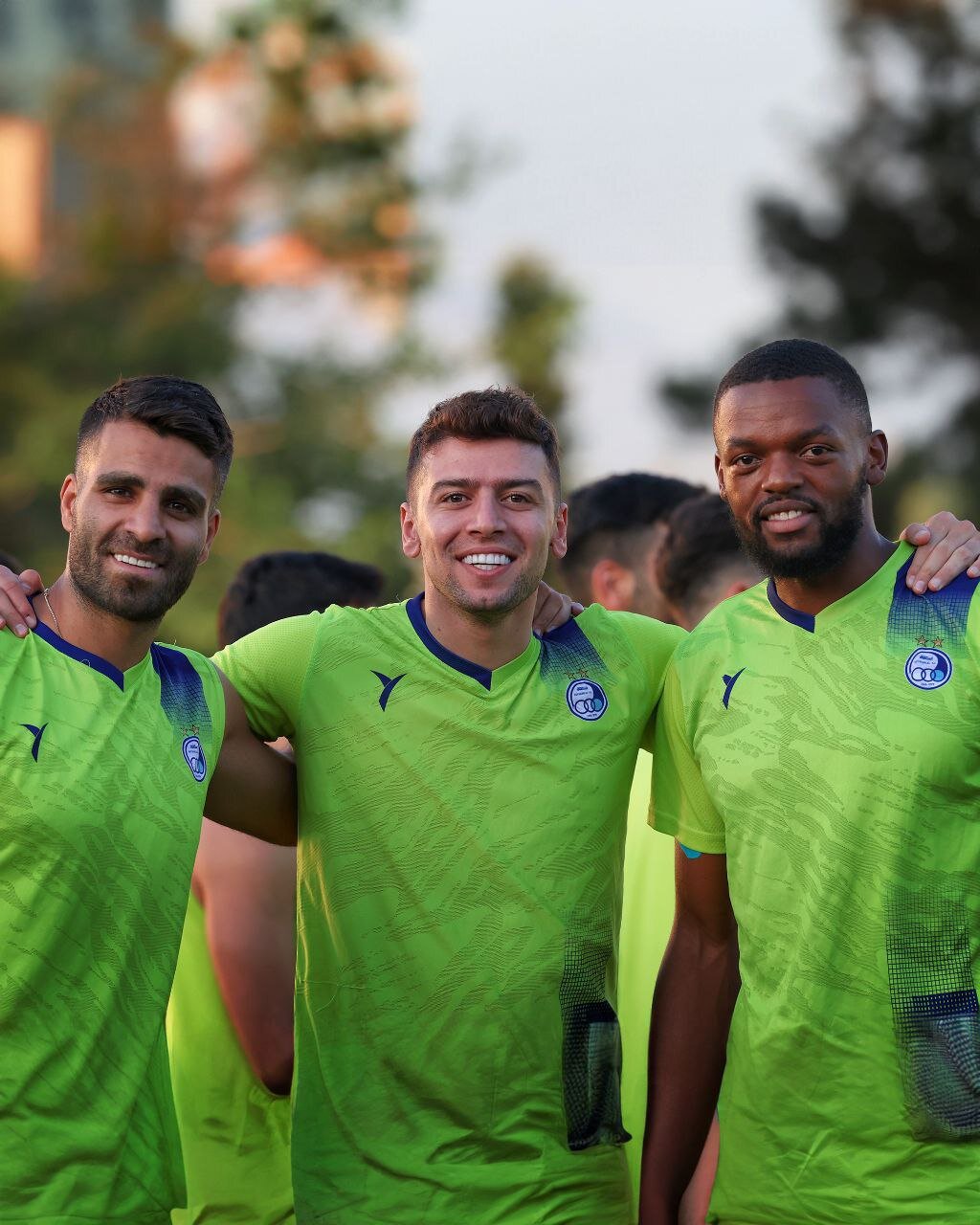 عکس‌| بازگشت بازیکن بلاتکلیف به تمرین استقلال