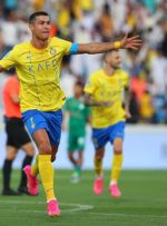 عکس‌| برخورد زیبای رونالدو با یک دختر نابینا که عاشق او بود