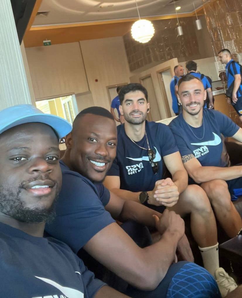 عکس‌| سلفی علی کریمی با حسرت بزرگ استقلالی‌ها