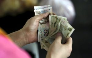 China to cut FX reserve requirement ratio in latest supportive move By Investing.com