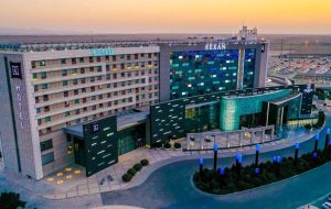 ارتقای ۵ پله ای رتبه کیفیت خدمات هتل های فرودگاهی رکسان و رمیس ارتقای ۵ پله ای رتبه کیفیت خدمات هتل های فرودگاهی رکسان و رمیس