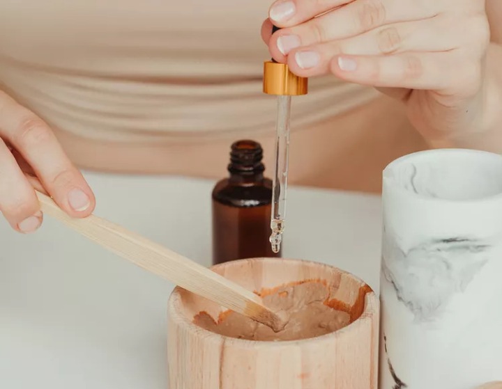 ماسک خاک رس و روغن برای پوستهای خشک