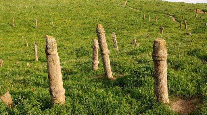 گورستان خالد نبی از جاهای دیدنی گلستان