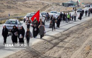 ورود زائران پیاده به مشهد از ۲۰۰ هزار نفر عبور کرد/ ترافیک زائران پیاده در مسیرهای ورودی