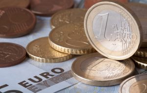 Euro Suffers Worst Trading Day Since July Amid Dovish ECB Signals By Investing.com Euro Suffers Worst Trading Day Since July Amid Dovish ECB Signals By Investing.com