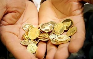 سقوط تاریخی قیمت طلا و سکه در سال ۱۴۰۲ / ریزش قیمت سکه از ۳ میلیون گذشت