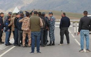 ارامنه قراباغ به ارمنستان کوچ می‌کنند