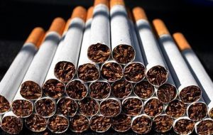 ممنوعیت فروش دخانیات در فروشگاه‌های زنجیره‌ای/عوارض جبران‌ناپذیر سیگار الکترونیک بر سلامت