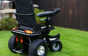 ویلچر برقی اتوماتیک چند؟ + لیست قیمت انواع ویلچر