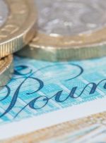 GBP Breaking News: UK Growth Contracts Leaving Pound on Offer