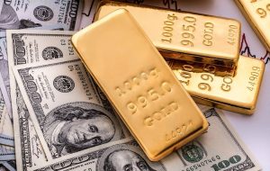 Gold falls back despite US Dollar retreats ahead of inflation data