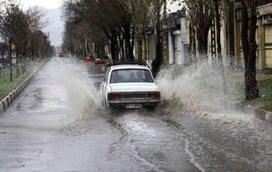 سیل در اتوبان رشت آستارا؛ جاده فرو ریخت! + فیلم