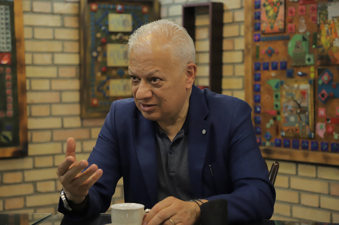 فردوسی‌پور دشمن زیاد دارد اما نمی‌توانند علیه او چیزی بگویند