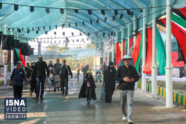 ویدیو / مرز خسروی، زیر قدم‌های زائران حسینی