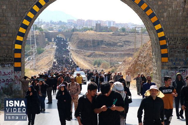 ویدیو / پیاده‌روی جاماندگان اربعین در سراسر کشور
