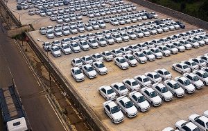 عرضه ۱۳ هزار خودروی ایران‌خودرو پس از قیمت‌گذاری شورای رقابت-راهبرد معاصر