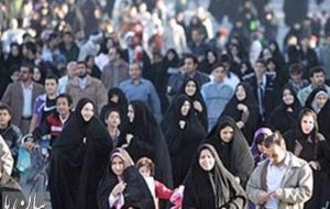 قیمت‌های استثنایی و باورنکردنی لباس در دهه هفتاد/ تصویر