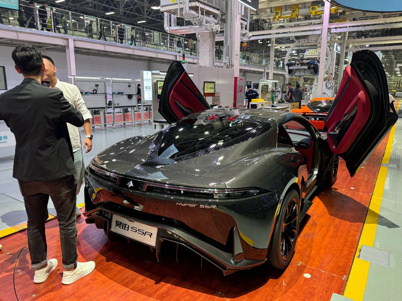 شتاب برق‌آسای سوپراسپرت چینی/ از ۰ تا ۱۰۰ در کمتر از ۲ ثانیه/عکس