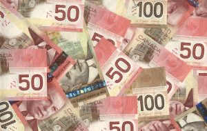 Canadian Dollar chalks in a fourth consecutive down day, Loonie falls back further