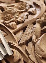 بررسی قیمت‌های نجومی آثار نفیس منبت کاری چوبی/ عصای منبت کاری ۱۸ میلیون تومان!