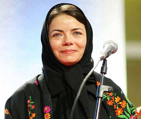 بیوگرافی مهتاب نصیرپور