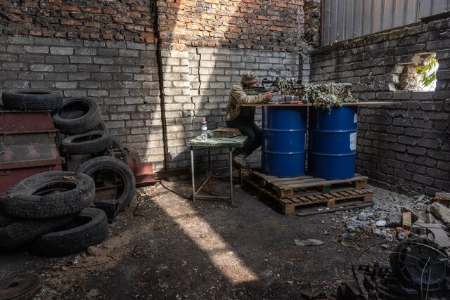 روایت نیویورک‌تایمز از نبرد تک‌تیراندازها در خط مقدم جنگ اوکراین