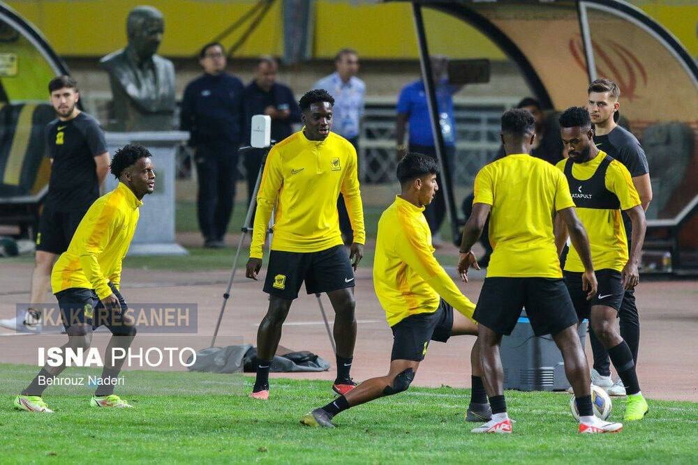 عکس‌| الاتحاد دیروز در نقش جهان تمرین کرد؛ سکوت عجیب فدراسیون درباره اتفاقات اصفهان