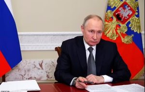 پوتین روسیه را از یک معاهده خارج کرد