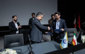 امضای تفاهم نامه همکاری علمی و فناوری بین کرمان موتور و دانشگاه علم و صنعت ایران