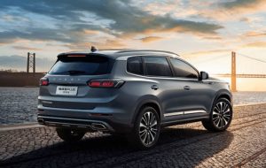 شاسی بلند جنسیس در راه است