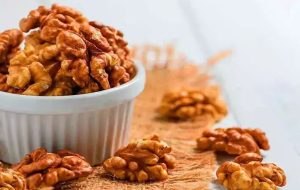 تفاوت گردوی ایرانی و خارجی در چیست؟ تفاوت گردوی ایرانی و خارجی در چیست؟