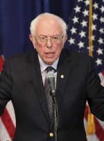 برنی سندرز: اسرائیل باید همین حالا بمباران‌ها را متوقف کند